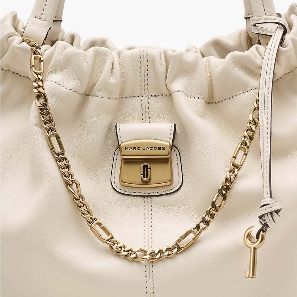 Marc Jacob’s The Cristina Tote - Picture 3 of 11